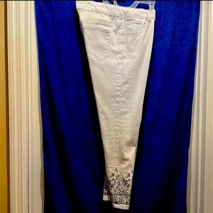 Women’s Pants